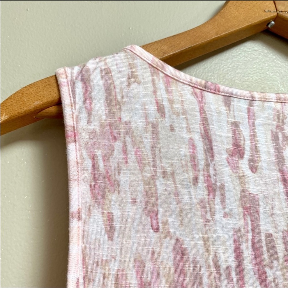 H by Halston watercolor print pink flowy top - Picture 8 of 8